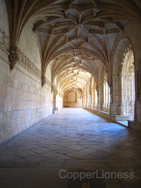 IMG_4604.JPG - The cloister walk. Much patience was needed to get a photo with no one in it.