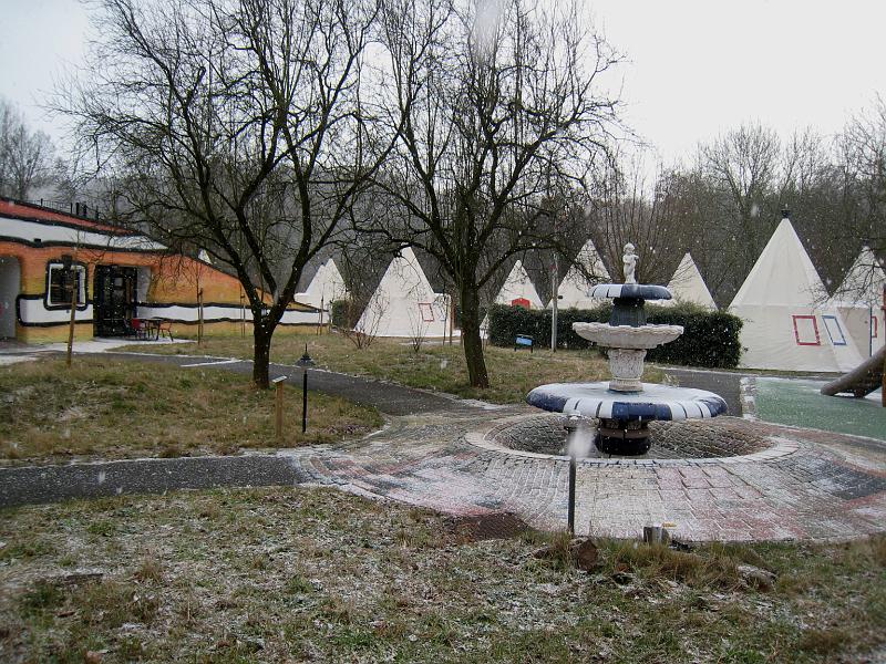 IMG_4158.JPG - Frozen fountain and camping area.