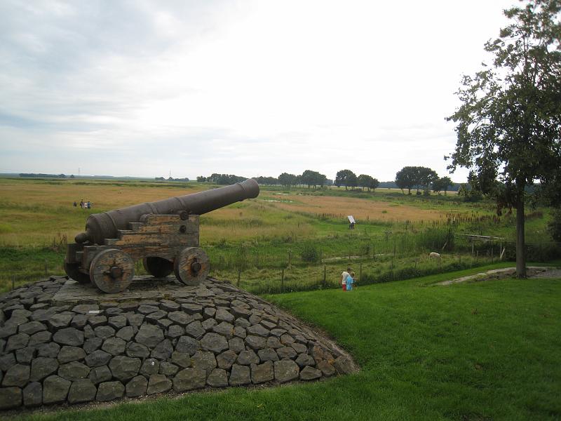 IMG_3053.JPG - A cannon. The low grassy area was all water - the trees mark the edge fo the old island.