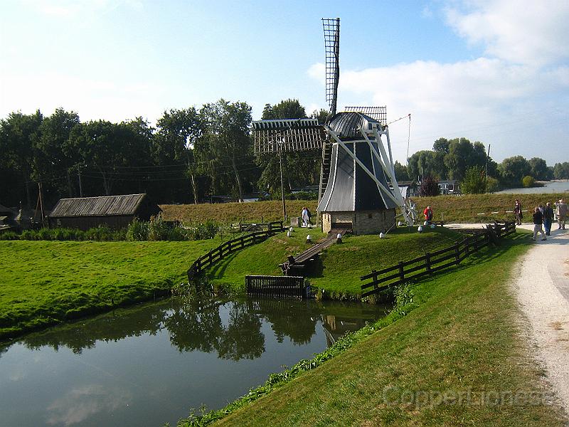 IMG_5685.JPG - The obligatory windmill.
