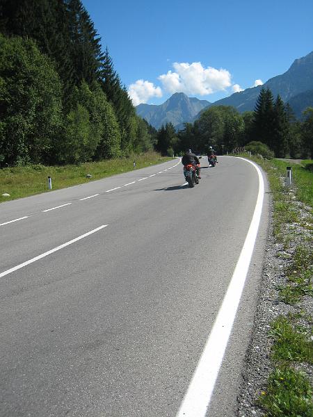 IMG_3295.JPG - You can see why there are so many motorbikers. Sure made me want to come back on two wheels.